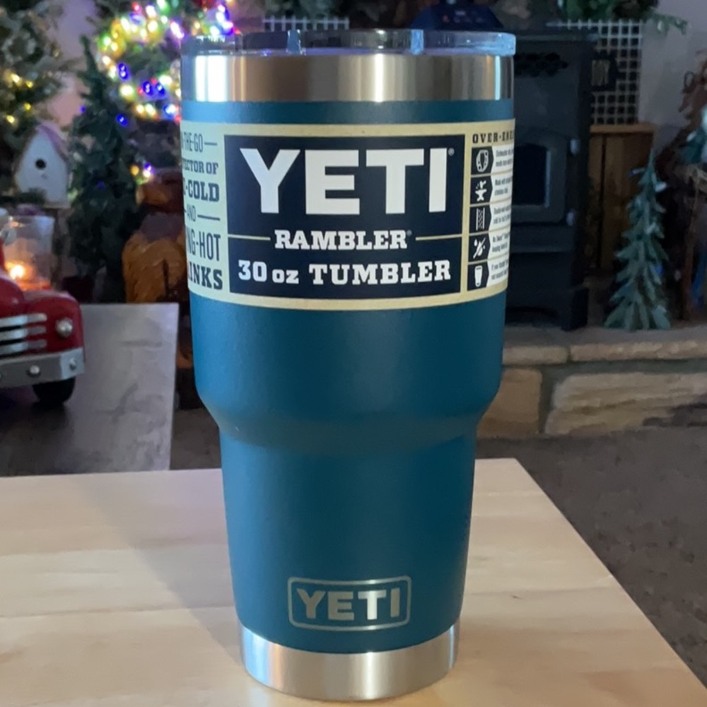 Yeti Rambler 30oz Tumbler “NEW”